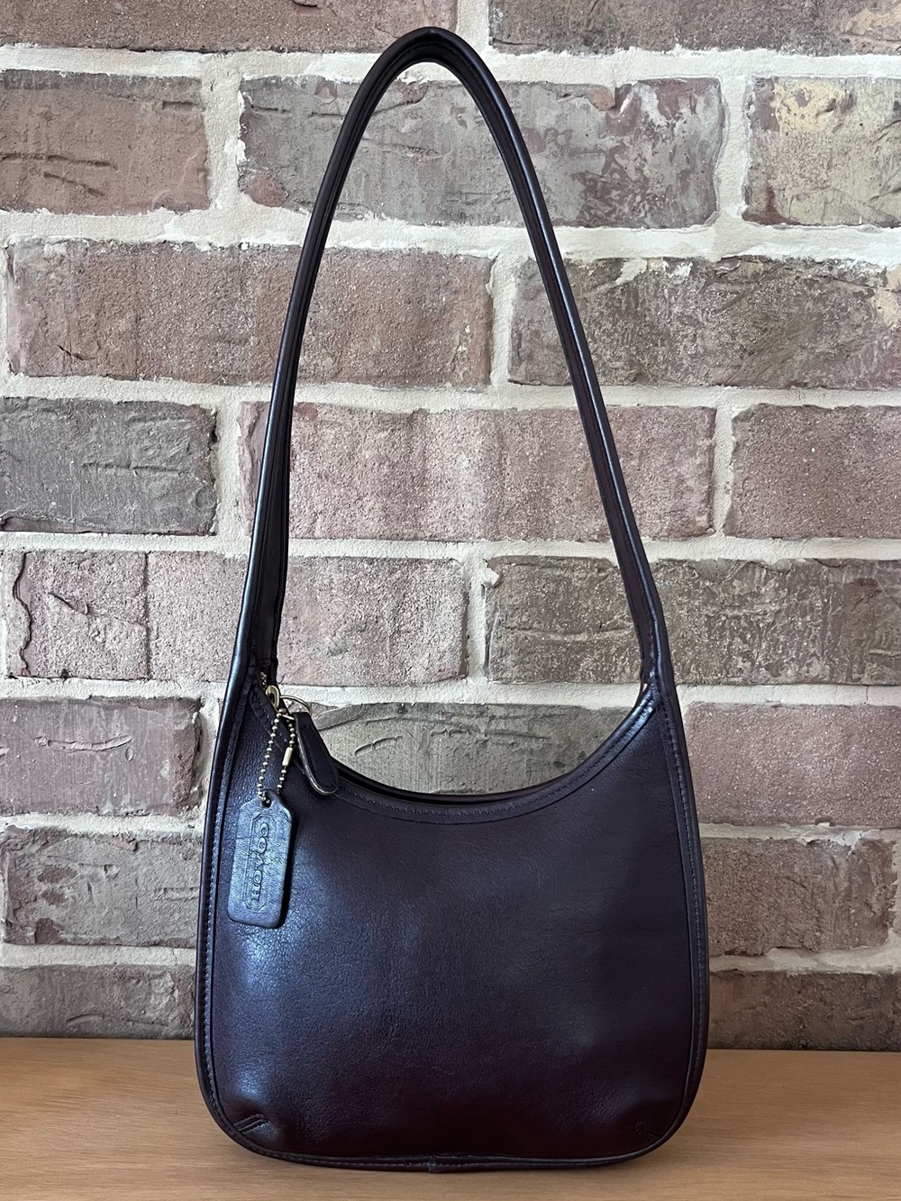 1997 Vintage Coach Mini Zip Ergo 9020 in mahogany. Made in the USA.